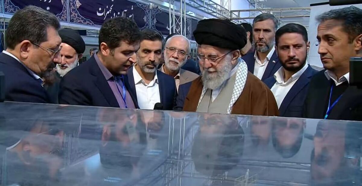 ارایه گزارش دستاوردهای صنعت و معدن از سوی وزیر صمت و رئیس هیات عامل ایمیدرو به رهبر معظم انقلاب