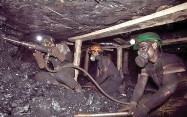 معاون دادگستری تهران: بخش‌ مهمی از قوانین حوزه معادن مغفول مانده است/ معرفی ۱۲۴ مسئول ایمنی معدن

