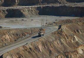  نماینده یزد: معادن مسئولیت اجتماعی خود را انجام دهند