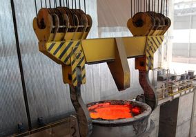 برای نخستین بار در فولاد هرمزگان انجام شد؛ بومی‌سازی شفت اتصال الکتروموتور جرثقیل 240 تن در فولاد هرمزگان، راهبرد تقویت توان داخلی