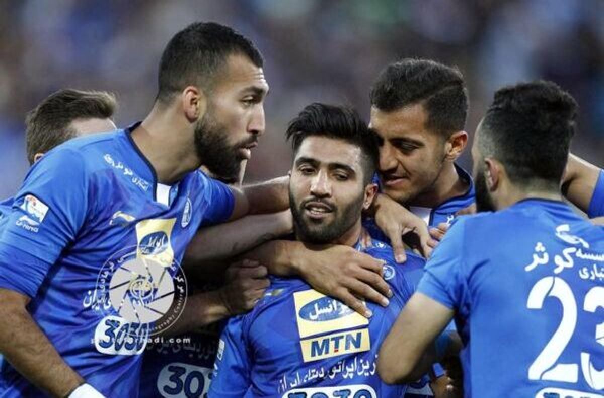 یک بمب نقل و انتقالات در حال ترکیدن در استقلال/ فرهاد پنهانی جذب می کند