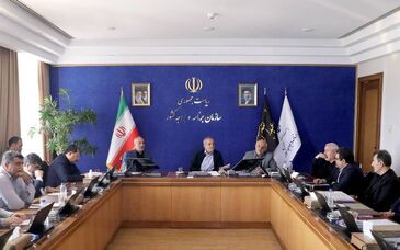 رئیس‌جمهور: تأمین برق صنایع و واحدهای تولیدی باید به‌عنوان یک اولویت قطعی مورد توجه قرار گیرد