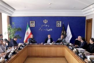 رئیس‌جمهور: تأمین برق صنایع و واحدهای تولیدی باید به‌عنوان یک اولویت قطعی مورد توجه قرار گیرد