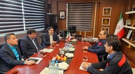 دیدار مدیرعامل فولاد اکسین با مسئولان بانک رفاه خوزستان برگزار شد