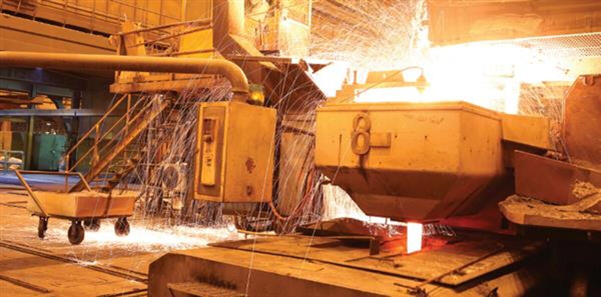  شکستن رکورد ماهیانه تولید در فولاد مبارکه نشانه خودباوری و تکیه بر توان داخلی است