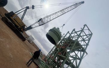 ​استقرار تجهیز Top Gas Scrubber در سازه کوره پروژه احیاء اقلید توسط صنایع ساخت ایکا

