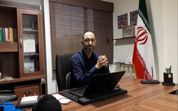 چالش جذب نخبگان در دولت مردمی