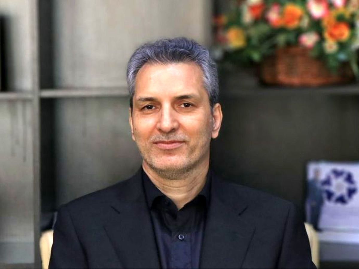 توسعه متوازن زنجیره فولاد و سرمایه‌گذاری در زیرساخت‌ها؛ محور استراتژی ۵ ساله «ومعادن»

