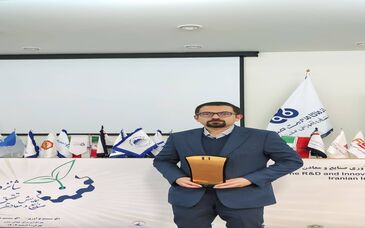 مدیر مرکز نوچاد تندیس گرفت؛چادرملو، پیشگام تحقیق و توسعه در صنایع و معادن کشور