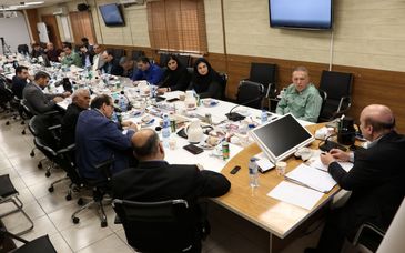 جلسه شورای هم‌اندیشی پژوهش ایمیدرو در فولاد هرمزگان برگزار شد 