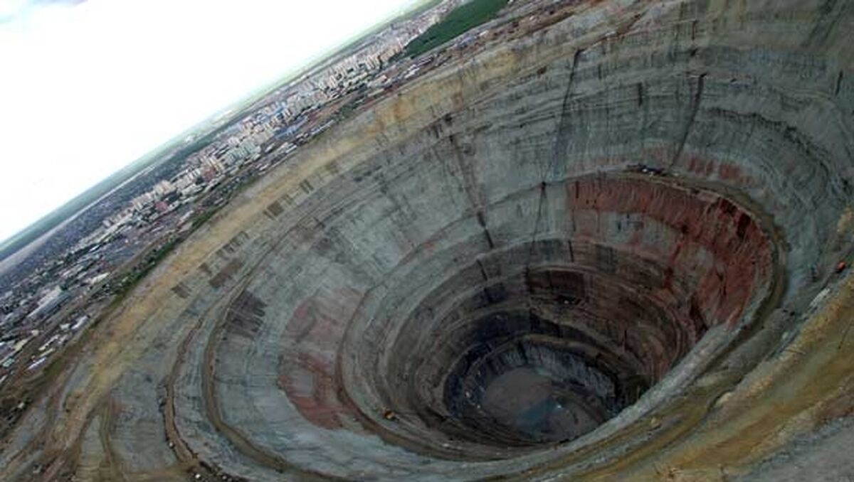  هشدار سازمان زمین شناسی درباره فرونشست زمین در ایران 