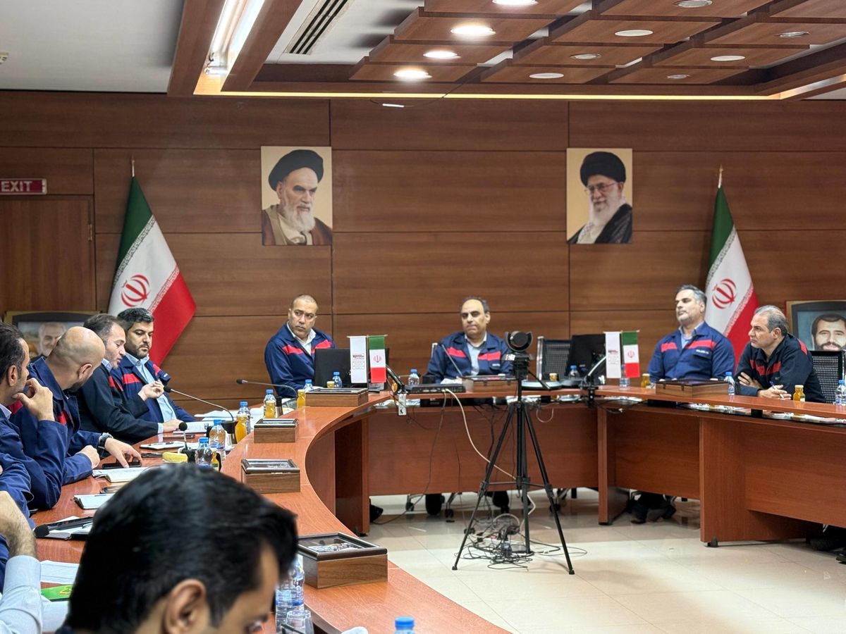 مدیرعامل فولاد اکسین: تولید ورق استراتژیک X65MS، نقطه عطف خودکفایی صنعت نفت و گاز ایران / سنگ تمام جهادگران فولاد اکسین خوزستان در خودکفایی