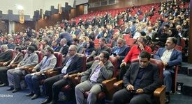 تقدیر از مدیرعامل شرکت معادن سنگ آهن احیاء سپاهان در همایش ملی وفاق برای ایران ماهر