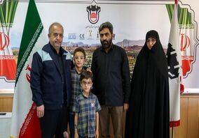 رزق حلال ذوب آهن و تلاوت مستمر قرآن، برکت خاصی به زندگی ما بخشیده است