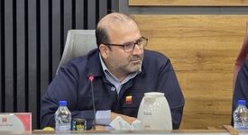 مدیرعامل فولاد خوزستان بررسی کرد: موج شمش فولادی چین در خلیج فارس؛ پیامد جنگ یا رقابت قیمتی؟


