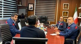 تأکید مدیرعامل فولاد اکسین خوزستان بر رویکرد علمی و گفت‌وگو محور در حل مسائل کارکنان