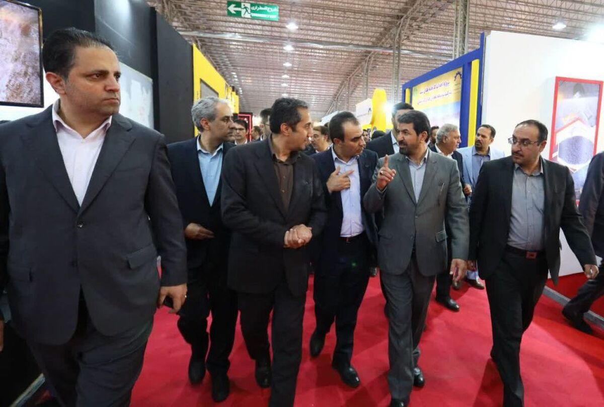 حضور مدیرعامل صبانور در افتتاحیه نخستین نمایشگاه معدن غرب کشور در همدان

