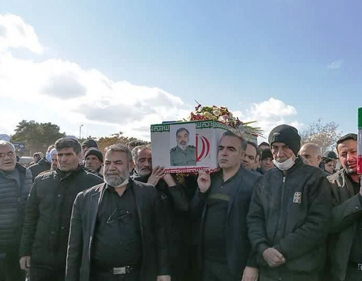 تشییع وخاکسپاری پیکر جانباز شهید سرهنگ حاج اصغر سعیدی ، پدر همکار ذوب آهنی